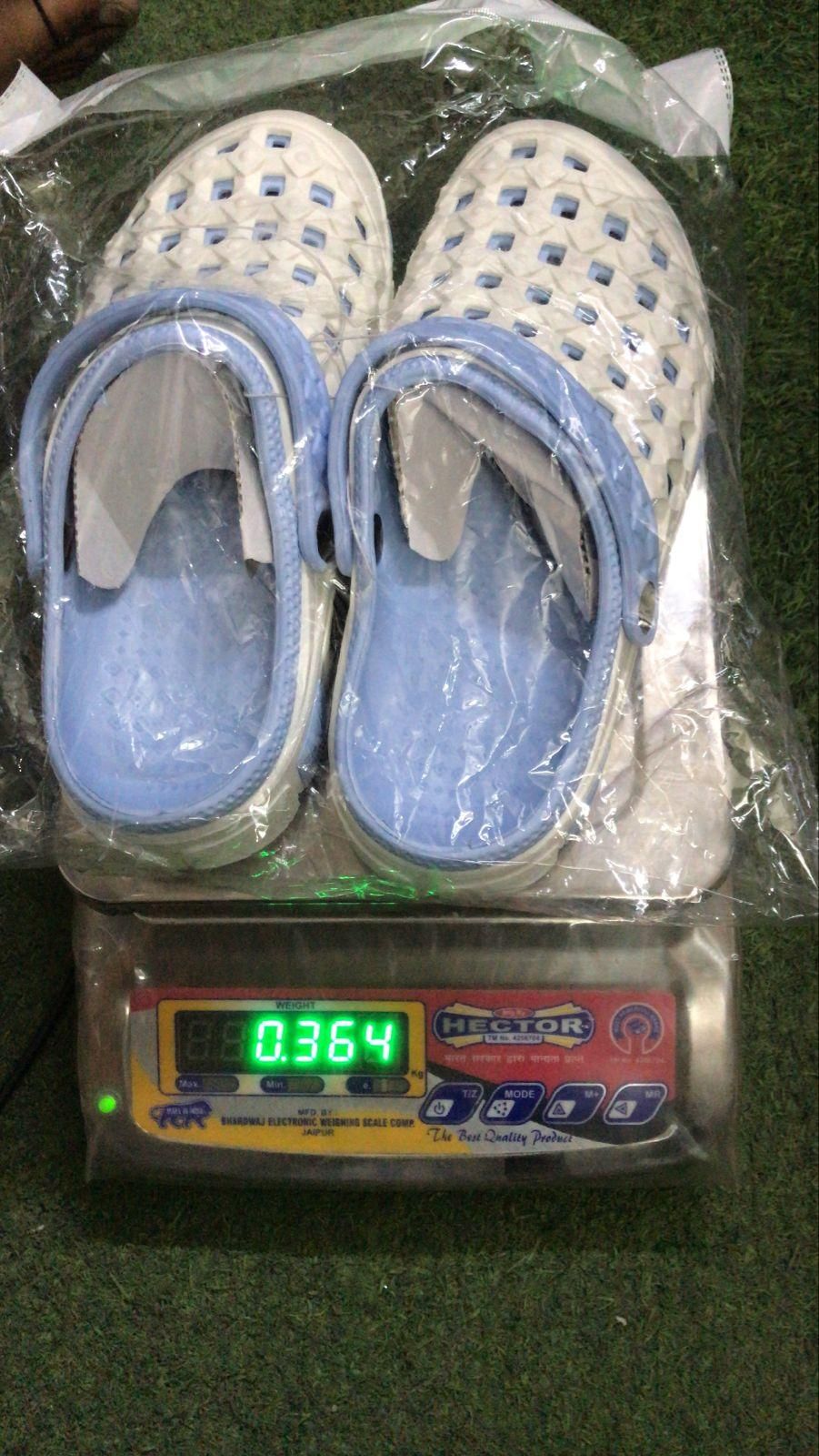 NIUVELLA Clogs Footwear